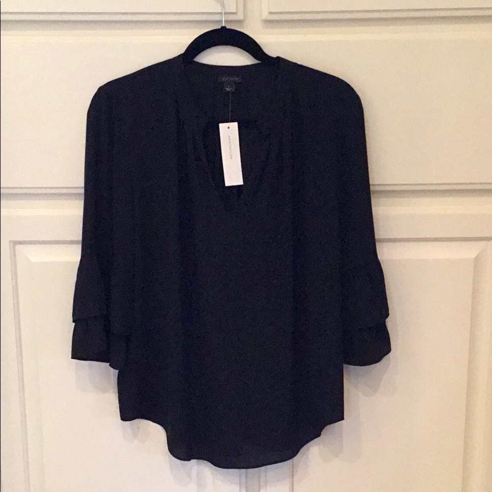 NWT Ann Taylor Medium Top